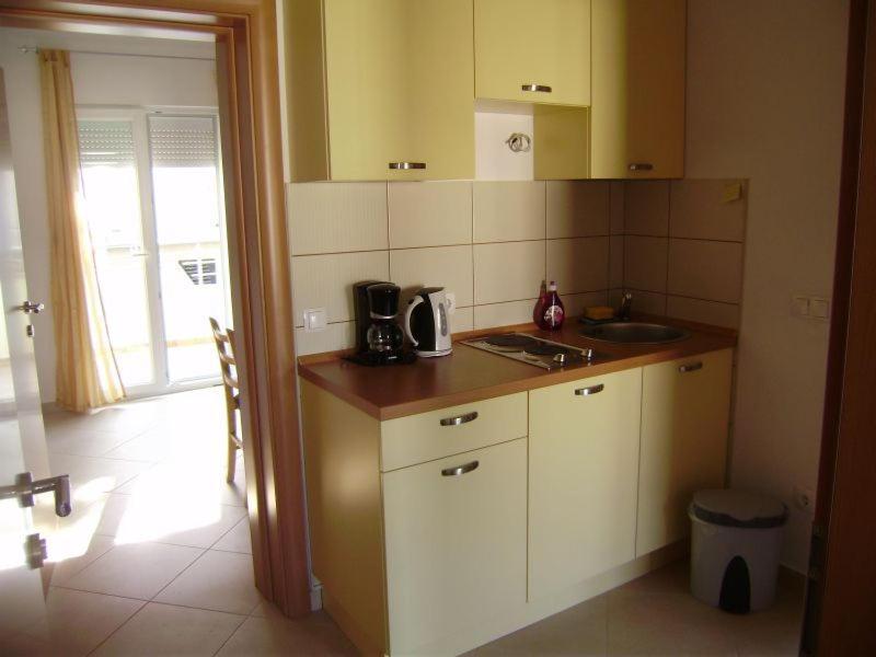 Apartments Roko Rogoznica  Buitenkant foto