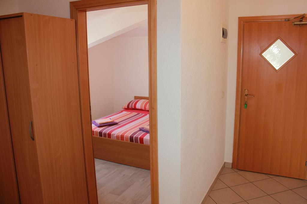 Apartments Roko Rogoznica  Buitenkant foto